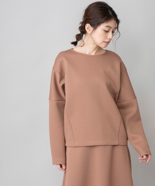 Munich(ミューニック)の「ダブルニットツイルラウンドネックプルオーバー(セットアップ可)(Tシャツ/カットソー・レディース・ブラック/ブラウン/ブラック×ホワイト/グレイッシュベージュ・FREE)」の12枚目の写真