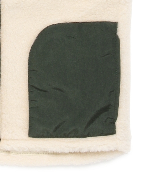 BEAMS BOY（ビームスボーイ）の「Patagonia / Kids Retro-X Vest 14FW（ベスト・レディース・ナチュラル/レッド/ネイビー・MEDIUM）」の19枚目の写真