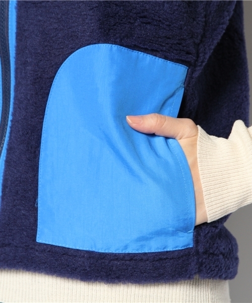 BEAMS BOY（ビームスボーイ）の「Patagonia / Kids Retro-X Vest 14FW（ベスト・レディース・ナチュラル/レッド/ネイビー・MEDIUM）」の10枚目の写真