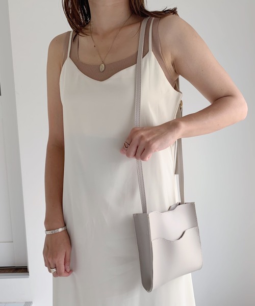 CLEA（クレア）の「PUポケットミニショルダー（ショルダーバッグ・レディース・ブラック/ブラウン/アイボリー・FREE）」の4枚目の写真