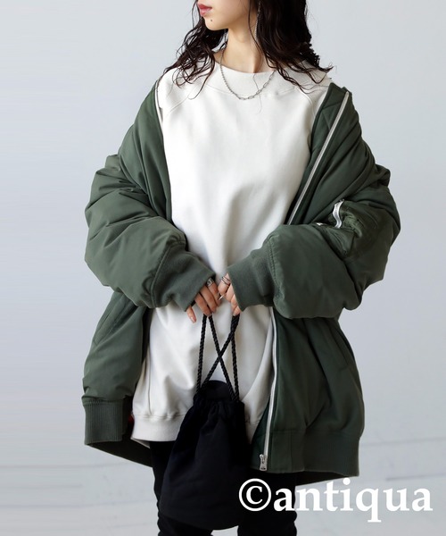 antiqua(アンティカ)の「超ビッグシルエット!コクーントップス(スウェット・レディース・グレイッシュベージュ/アッシュ/アイボリー/カーキ/ブルー系その他/オレンジ/パープル/グリーン系その他・FREE)」の16枚目の写真