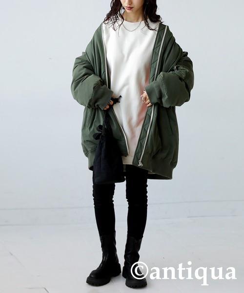 antiqua(アンティカ)の「超ビッグシルエット!コクーントップス(スウェット・レディース・グレイッシュベージュ/アッシュ/アイボリー/カーキ/ブルー系その他/オレンジ/パープル/グリーン系その他・FREE)」の15枚目の写真