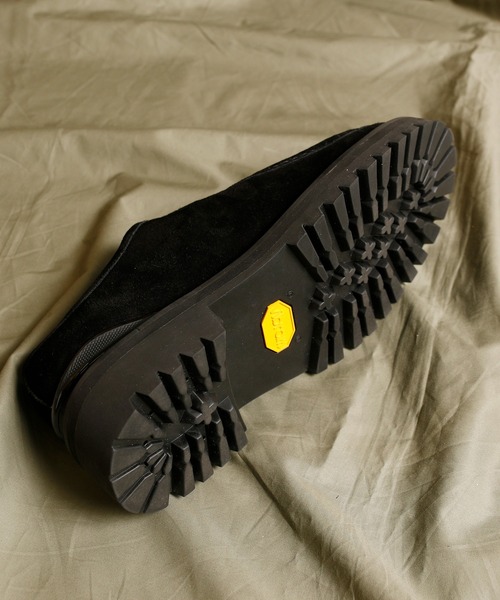 未使用♡コーチ 豹柄 ターンロック 厚底サンダル ウェーブソール 箱付 PG（ピージー）の「PG ピージー / FREE LOCK VIBRAM SOLE COW