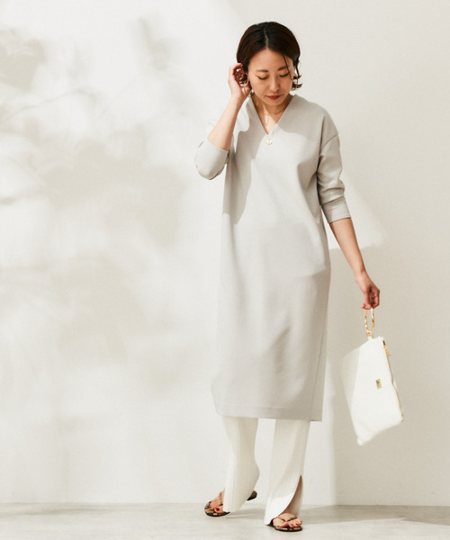 Liesse(リエス)の「Vネックワンピース(ワンピース・レディース・ライトグレー/ブラック・S/M)」の21枚目の写真