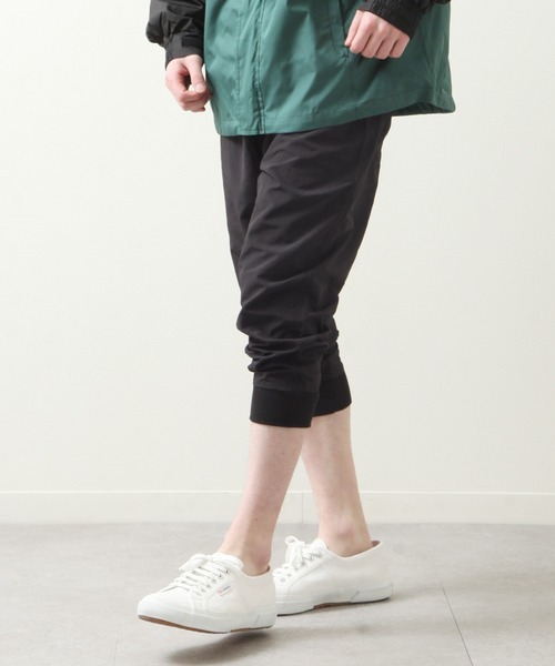 ZIP FIVE(ジップファイブ)の「【ZIP FIVE】撥水加工 接触冷感 ウエストゴム入り ナイロンリブ付クロップドジョガーパンツ(その他パンツ・レディース・ブラック/ベージュ/パープル/オリーブ/イエロー/ブルー/グリーン/レンガ/チャコール/ベージュ系/ブルー系・MEDIUM/LARGE/X-LARGE)」の13枚目の写真