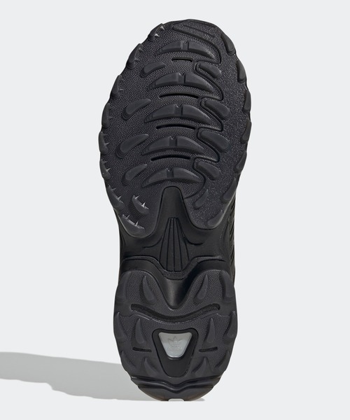 adidas(アディダス)の「THESIA / アディダスオリジナルス(スニーカー・レディース・ホワイト/ブラック・23.5cm/26.0cm/24.5cm/25.0cm/22.0cm/22.5cm/25.5cm/23.0cm/26.5cm/24.0cm)」の12枚目の写真