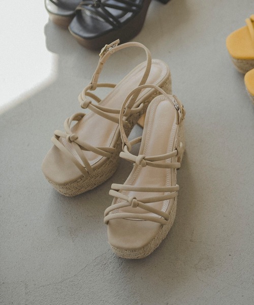 FREE'S MART（フリーズマート）の「◆タイトノットサンダル（サンダル・レディース・ブラック/グレー/イエロー・SMALL/MEDIUM）」の3枚目の写真