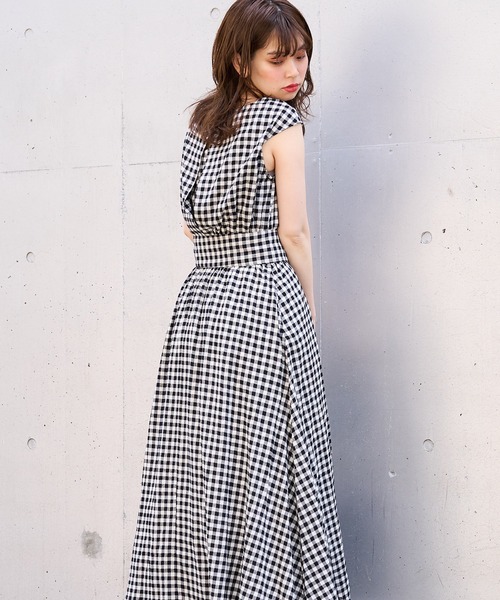 natural couture（ナチュラルクチュール）の「【WEB限定カラー有り】べっ甲Dかん太ベルト涼しげワンピース（ワンピース・レディース・ブラック/ベージュ/パープル/ミント/その他1/その他2/その他3/その他4・FREE）」の16枚目の写真