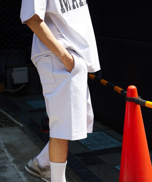 FREAK'S STORE（フリークスストア）の「HEAVY WEIGHT SWEAT SHORTS/ヘビーウェイト スウェット ショーツ/ワイド/イージーパンツ（その他パンツ・メンズ・グレー/ブラック/オフホワイト・MEDIUM/LARGE）」の12枚目の写真