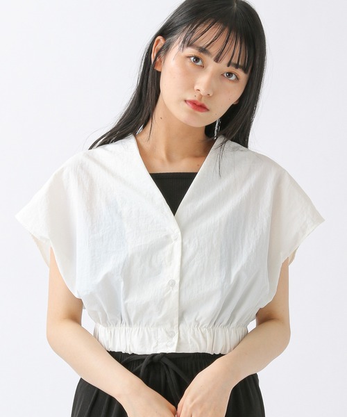 ALAND(エーランド)の「3.3 Field Trip/シャーリングヘムVネックブラウス 2216552(シャツ/ブラウス・レディース・ブラック/ブラウン/アイボリー・FREE)」の3枚目の写真
