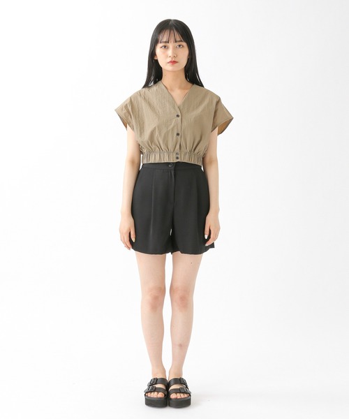 ALAND(エーランド)の「3.3 Field Trip/シャーリングヘムVネックブラウス 2216552(シャツ/ブラウス・レディース・ブラック/ブラウン/アイボリー・FREE)」の13枚目の写真