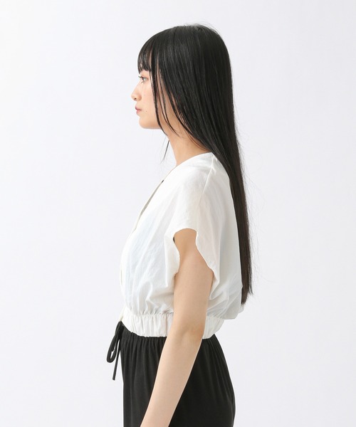 ALAND(エーランド)の「3.3 Field Trip/シャーリングヘムVネックブラウス 2216552(シャツ/ブラウス・レディース・ブラック/ブラウン/アイボリー・FREE)」の18枚目の写真