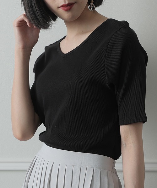 ElegChic(エレグシック)の「Vネックコットンリブトップス(Tシャツ/カットソー・レディース・オフホワイト/ベージュ/ブラック・XL/XXL/4L/M/L)」の10枚目の写真