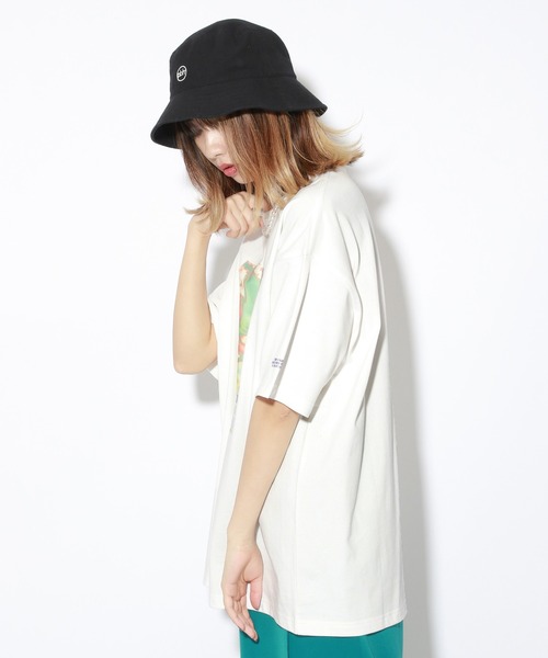 PBLIM（ページボーイリム）の「【PAGEBOYLIM】オイルアートT（Tシャツ/カットソー・レディース・ブラック/オフホワイト・MEDIUM/LARGE）」の3枚目の写真