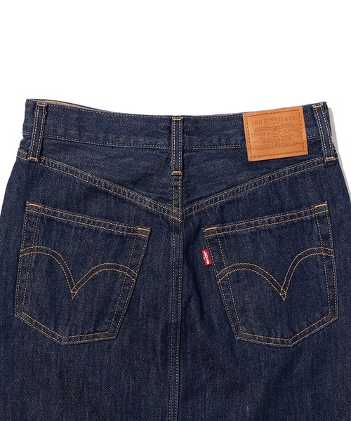 Levi's（リーバイス）の「SLIT FRONT SKIRT EXCUSE MY FRENCH（デニムスカート・レディース・ライトインディゴブルー・30inch/28inch/29inch/24inch/25inch/26inch/27inch/23inch）」の13枚目の写真