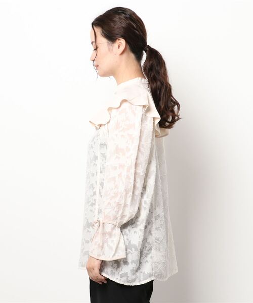 Bab（バブ）の「【WEB限定】ビッグカラーシアーブラウス（シャツ/ブラウス・レディース・ブラック/アイボリー・M）」の6枚目の写真