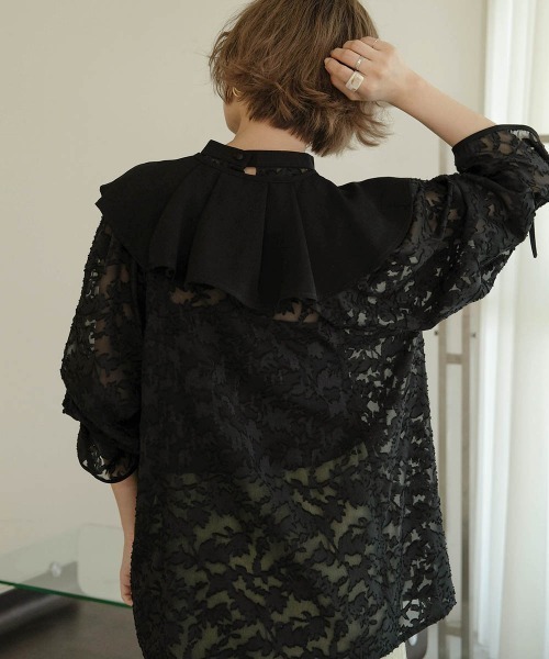 Bab（バブ）の「【WEB限定】ビッグカラーシアーブラウス（シャツ/ブラウス・レディース・ブラック/アイボリー・M）」の12枚目の写真