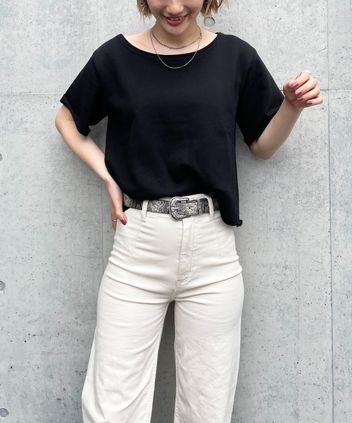 SPIRALGIRL（スパイラルガール）の「バックプリントミニ裏毛トップス（Tシャツ/カットソー・レディース・ブラック/ベージュ/パープル・FREE）」の9枚目の写真