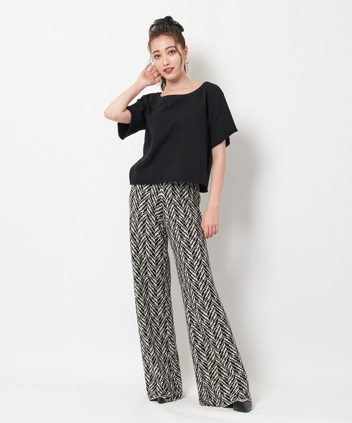 SPIRALGIRL（スパイラルガール）の「バックプリントミニ裏毛トップス（Tシャツ/カットソー・レディース・ブラック/ベージュ/パープル・FREE）」の14枚目の写真