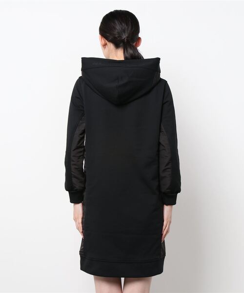 AVIREX（アヴィレックス）の「AH/ フーディーパーカーワンピースドレス/ HOODIE　PARKA　ONEPIECE DRESS（ワンピース・レディース・ブラック/オフホワイト/オリーブ・MEDIUM/SMALL）」の6枚目の写真