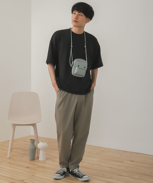 SENSE OF PLACE by URBAN RESEARCH(センスオブプレイスバイアーバンリサーチ)の「フェイクレザーミニショルダーバッグ(ショルダーバッグ・メンズ・ブラウン/ブラック/ライトグレー・ONE)」の10枚目の写真