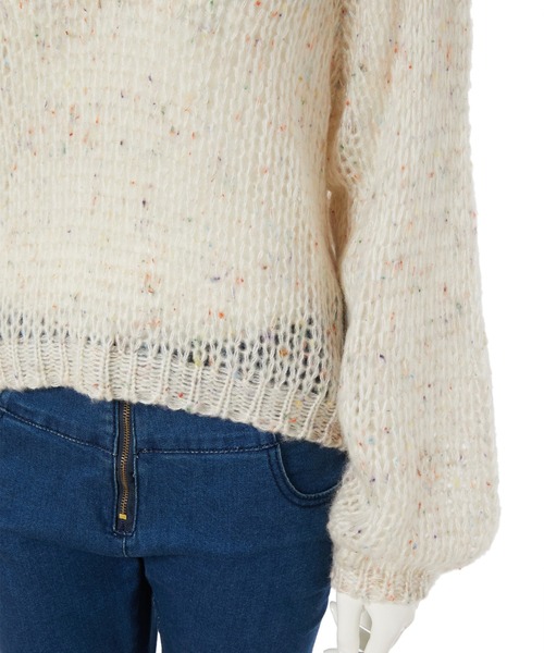 fifth calin（フィフスカラン）の「スプレーカラーVネックルーズニット（ニット/セーター・レディース・ブラック/ホワイト・MEDIUM）」の11枚目の写真