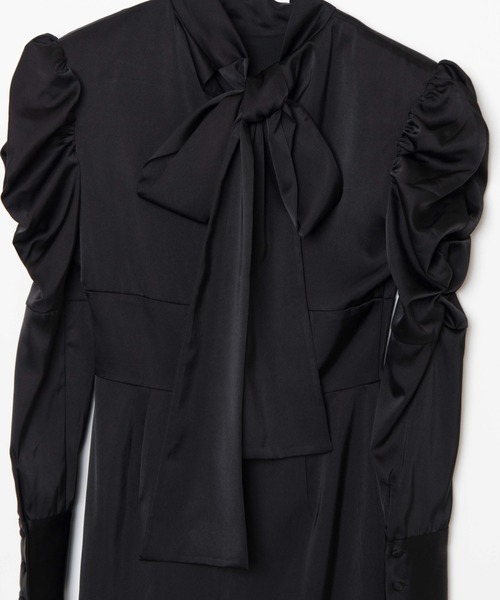 Romansual(ロマンシュアル)の「Romansual/バックリボンパワショルサテンワンピース(ワンピース・レディース・ブラック・FREE)」の15枚目の写真