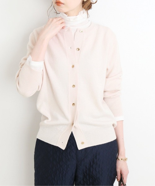 IENA(イエナ)の「カシミヤクルーネックカーディガン◆(ニット/セーター・レディース・グレー/ナチュラル/ネイビー/ピンク・FREE)」の3枚目の写真