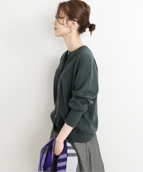 IENA(イエナ)の「カシミヤクルーネックカーディガン◆(ニット/セーター・レディース・グレー/ナチュラル/ネイビー/ピンク・FREE)」の20枚目の写真