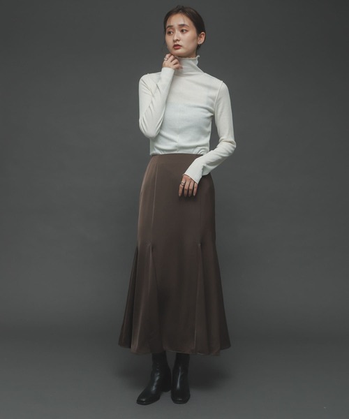 SENSE OF PLACE by URBAN RESEARCH（センスオブプレイスバイアーバンリサーチ）の「『UR TECH』 リブハイネックトップ（Tシャツ/カットソー・レディース・ブラック/アイボリー/ライトブルー・ONE）」の10枚目の写真