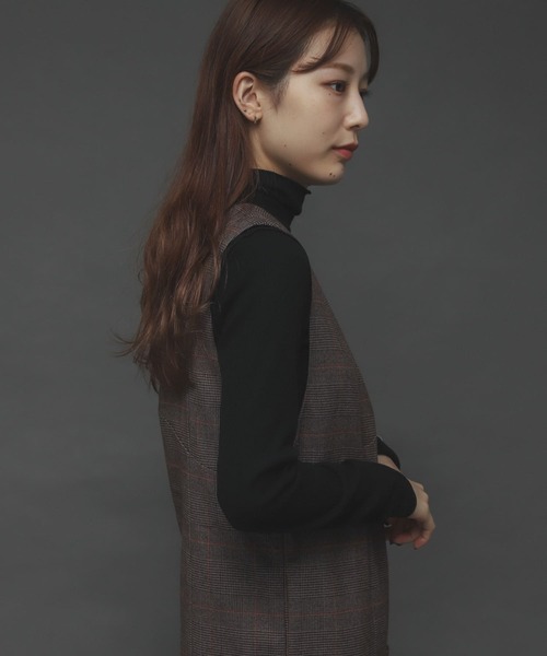 SENSE OF PLACE by URBAN RESEARCH（センスオブプレイスバイアーバンリサーチ）の「『UR TECH』 リブハイネックトップ（Tシャツ/カットソー・レディース・ブラック/アイボリー/ライトブルー・ONE）」の12枚目の写真