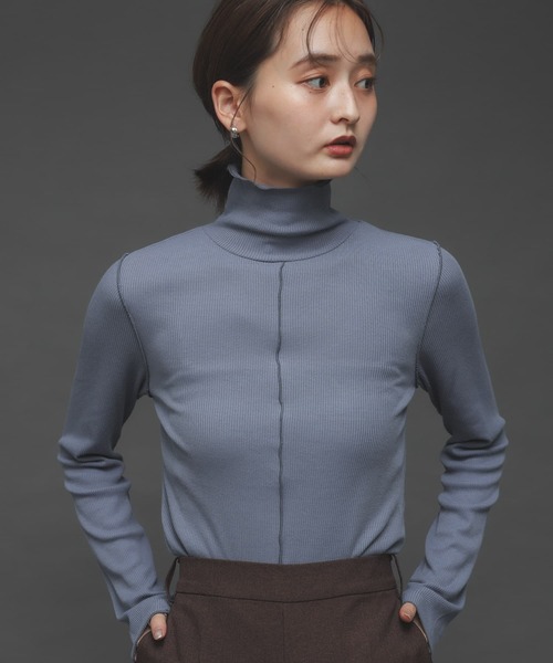 SENSE OF PLACE by URBAN RESEARCH（センスオブプレイスバイアーバンリサーチ）の「『UR TECH』 リブハイネックトップ（Tシャツ/カットソー・レディース・ブラック/アイボリー/ライトブルー・ONE）」の16枚目の写真