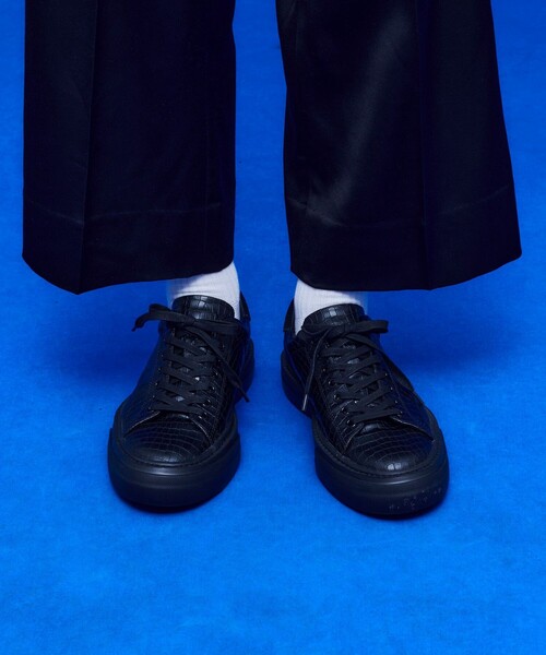 UNITED TOKYO（ユナイテッドトウキョウ）の「Emboss sneaker（スニーカー・メンズ・ホワイト/ブラック・1/2/3）」の11枚目の写真