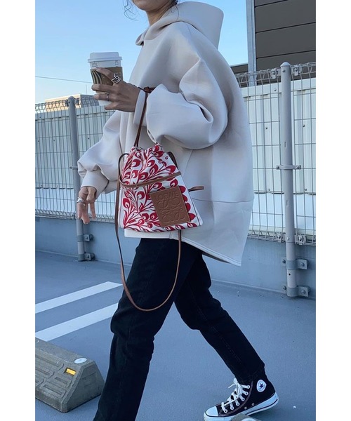 Bonjour Sagan（ボンジュールサガン）の「ダンボールバルーンパーカー（パーカー・レディース・グレイッシュベージュ/ホワイト/ライトグレー・FREE）」の6枚目の写真