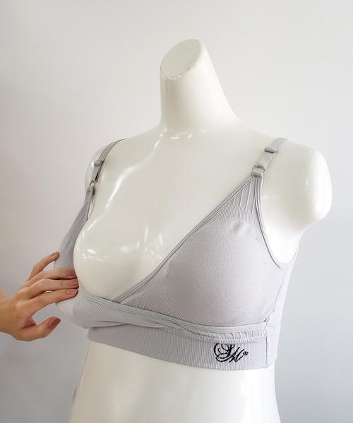 SweetMommy(スウィートマミー)の「24時間育乳 デイ&ナイト「育てる」ブラ(ナイトブラ・レディース・ライトグレー/ブラック/ベビーピンク/ピンク・LL/M/L/3L)」の15枚目の写真