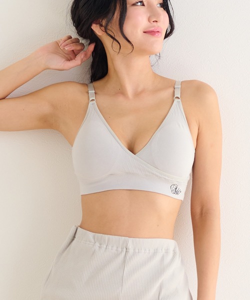 SweetMommy(スウィートマミー)の「24時間育乳 デイ&ナイト「育てる」ブラ(ナイトブラ・レディース・ライトグレー/ブラック/ベビーピンク/ピンク・LL/M/L/3L)」の9枚目の写真