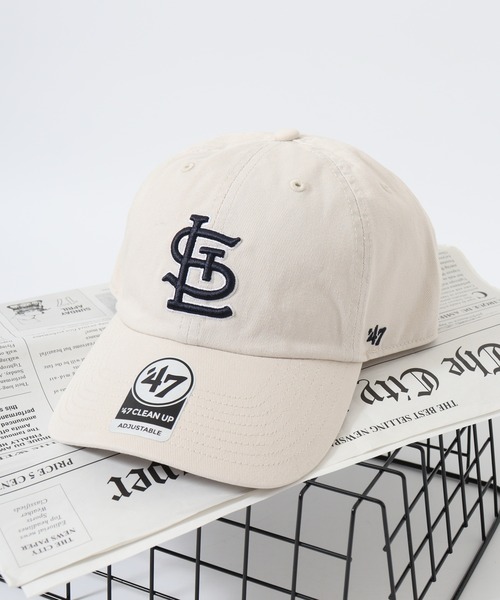 '47（フォーティーセブン）の「47 brand オフィシャルメジャーリーガー立体刺繍ベースボールキャップ（キャップ・メンズ・オレンジ/ブラック系その他/ゴールド/ブルー系/スカイブルー/ブラック×レッド/ブラック/ロイヤルブルー/レッド系その他/ネイビー/ブラック×ブルー/チャコールグレー/ブラック×パープル/パープル/ブルー系その他/カーキ/グレー系/ブラウン/ベージュ系・FREE）」の9枚目の写真