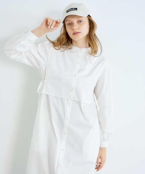 MILKFED.（ミルクフェド）の「SIDE RIBBON SHIRT DRESS（ワンピース・レディース・ホワイト/ブラック/ライトグリーン・ONE SIZE）」の4枚目の写真