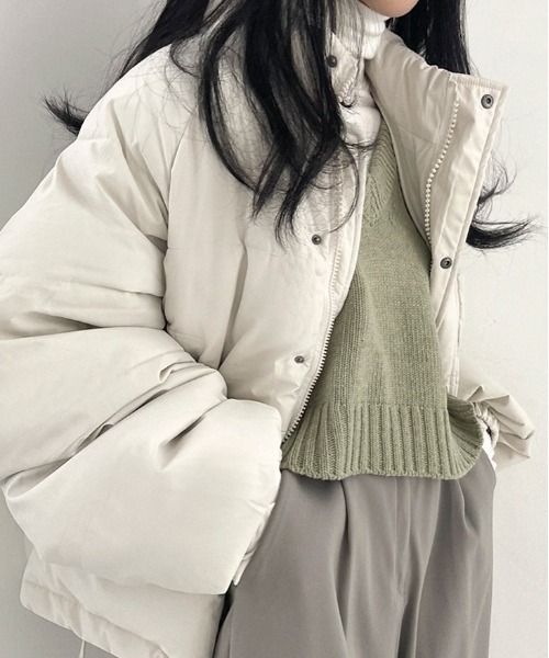 BEIDELLI（ベイデリー）の「[BELLIDE MADE] オーバーフィットストリングショートパディング（ダウンジャケット/コート・レディース・ブラック/グレー/アイボリー・FREE）」の8枚目の写真