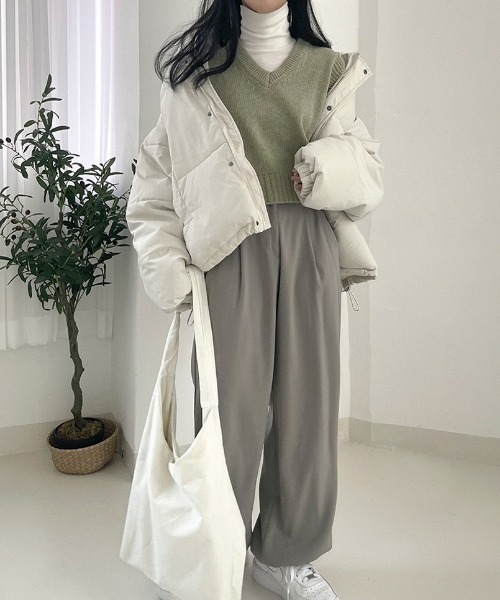 BEIDELLI（ベイデリー）の「[BELLIDE MADE] オーバーフィットストリングショートパディング（ダウンジャケット/コート・レディース・ブラック/グレー/アイボリー・FREE）」の10枚目の写真