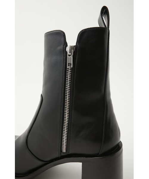 MOUSSY（マウジー）の「ROUND TOE HEEL ブーツ（ブーツ・レディース・ライトベージュ/ブラック・MEDIUM/SMALL/LARGE）」の10枚目の写真