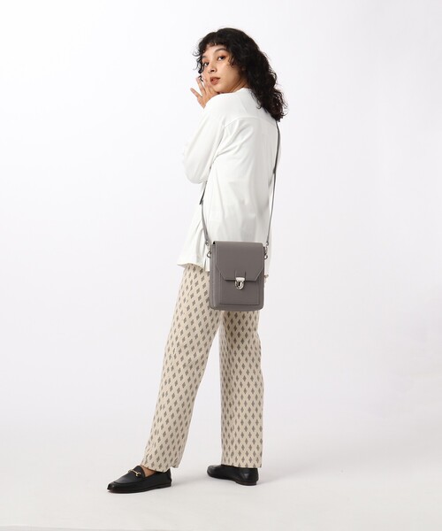 tk.TAKEO KIKUCHI（ティーケータケオキクチ）の「◆フラップスクエアボックスショルダーバッグ（ショルダーバッグ・レディース・グレー/ブラック系3/ブラック・00）」の19枚目の写真