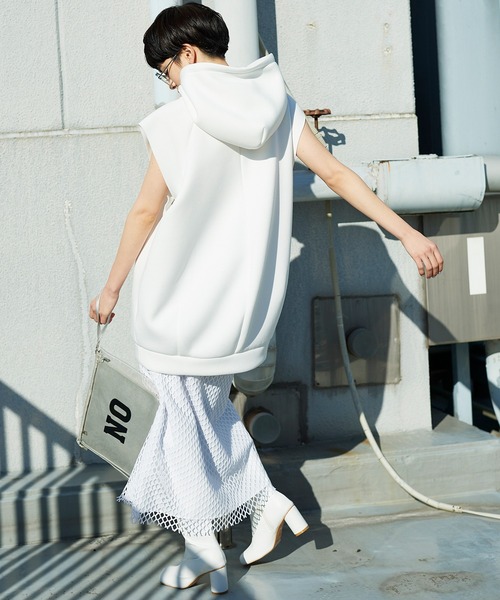 Narcissus(ナルシス)の「【SINN】Narcissusオリジナル ノースリーパーカー(パーカー・レディース・ホワイト/ブラック・FREE)」の17枚目の写真