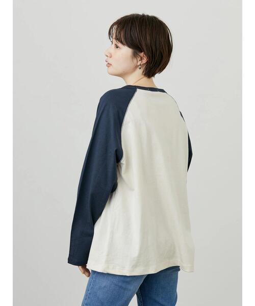 AMERICAN HOLIC（アメリカンホリック）の「ラグラン配色ロゴカットプルオーバー（Tシャツ/カットソー・レディース・アイボリー/チャコールグレー・L/M）」の17枚目の写真