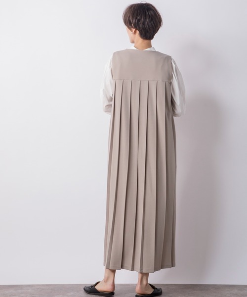 CIENA(シエナ)の「バックプリーツロングジャンスカ(ジャンパースカート・レディース・ライトグレー/ベージュ/ブラック・FREE)」の15枚目の写真