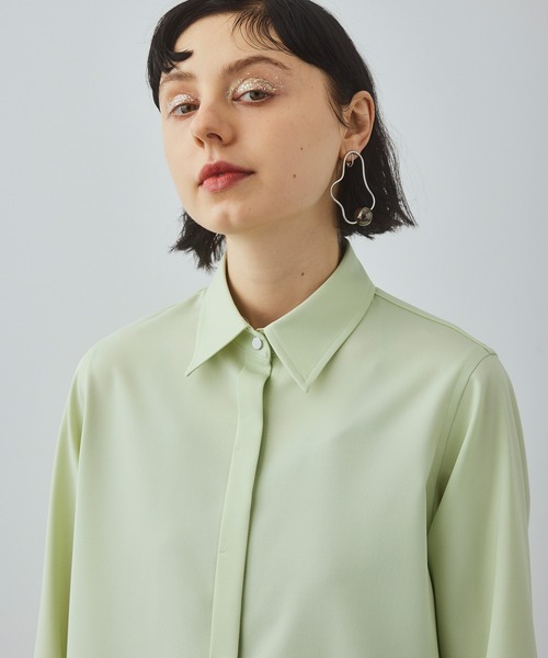 UNITED TOKYO（ユナイテッドトウキョウ）の「レギュラーカラーシャツ