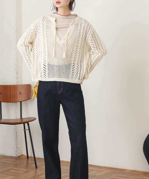 SENSE OF PLACE by URBAN RESEARCH（センスオブプレイスバイアーバンリサーチ）の「キーネックメッシュセーター（ニット/セーター・レディース・ブラック/イエロー/オフホワイト・ONE）」の2枚目の写真