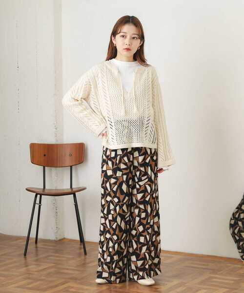 SENSE OF PLACE by URBAN RESEARCH（センスオブプレイスバイアーバンリサーチ）の「キーネックメッシュセーター（ニット/セーター・レディース・ブラック/イエロー/オフホワイト・ONE）」の11枚目の写真