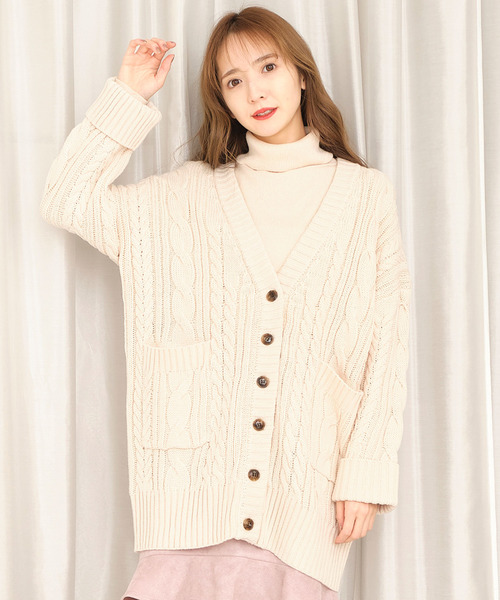 TITTY&CO.（ティティーアンドコー）の「ケーブルロングカーディガン（カーディガン/ボレロ・レディース・ライトブルー/オフホワイト/ピンク・FREE）」の15枚目の写真