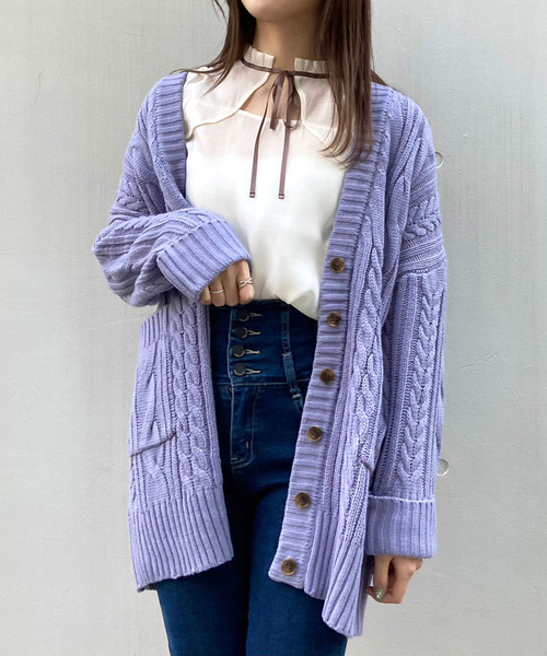 TITTY&CO.（ティティーアンドコー）の「ケーブルロングカーディガン（カーディガン/ボレロ・レディース・ライトブルー/オフホワイト/ピンク・FREE）」の17枚目の写真